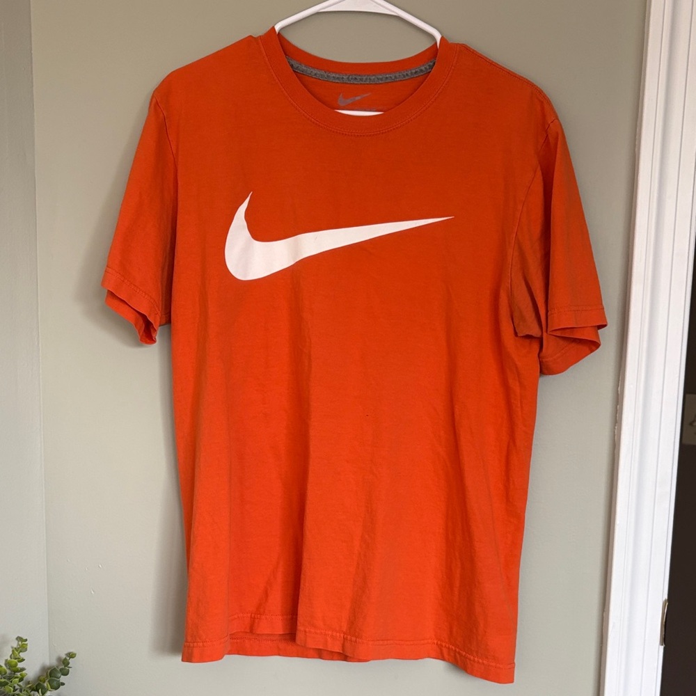 Nike Tee